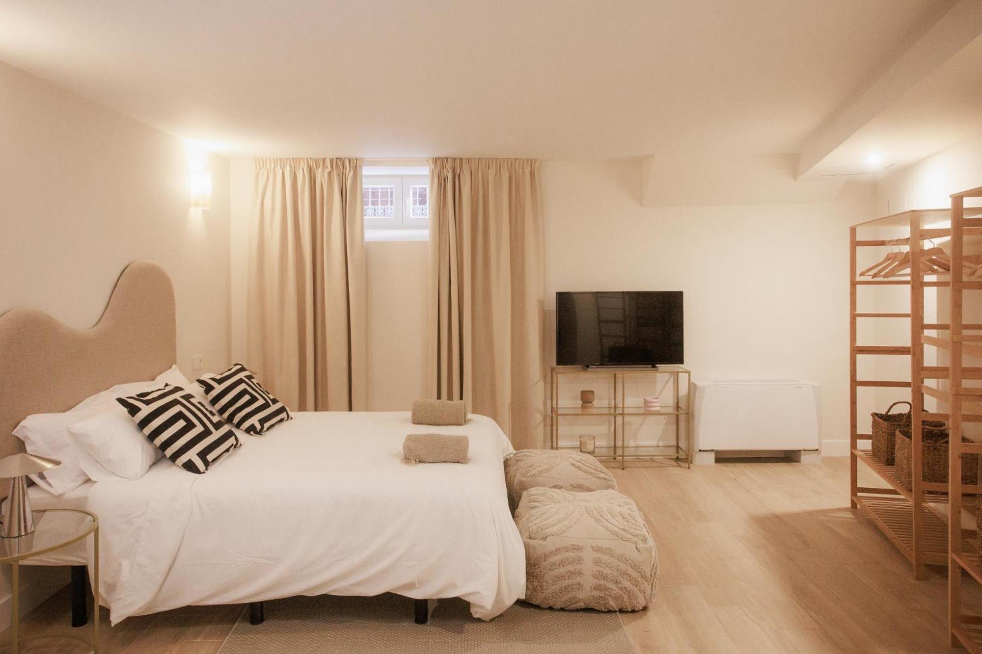 Apartamentos Cervantes Badajoz Kültér fotó